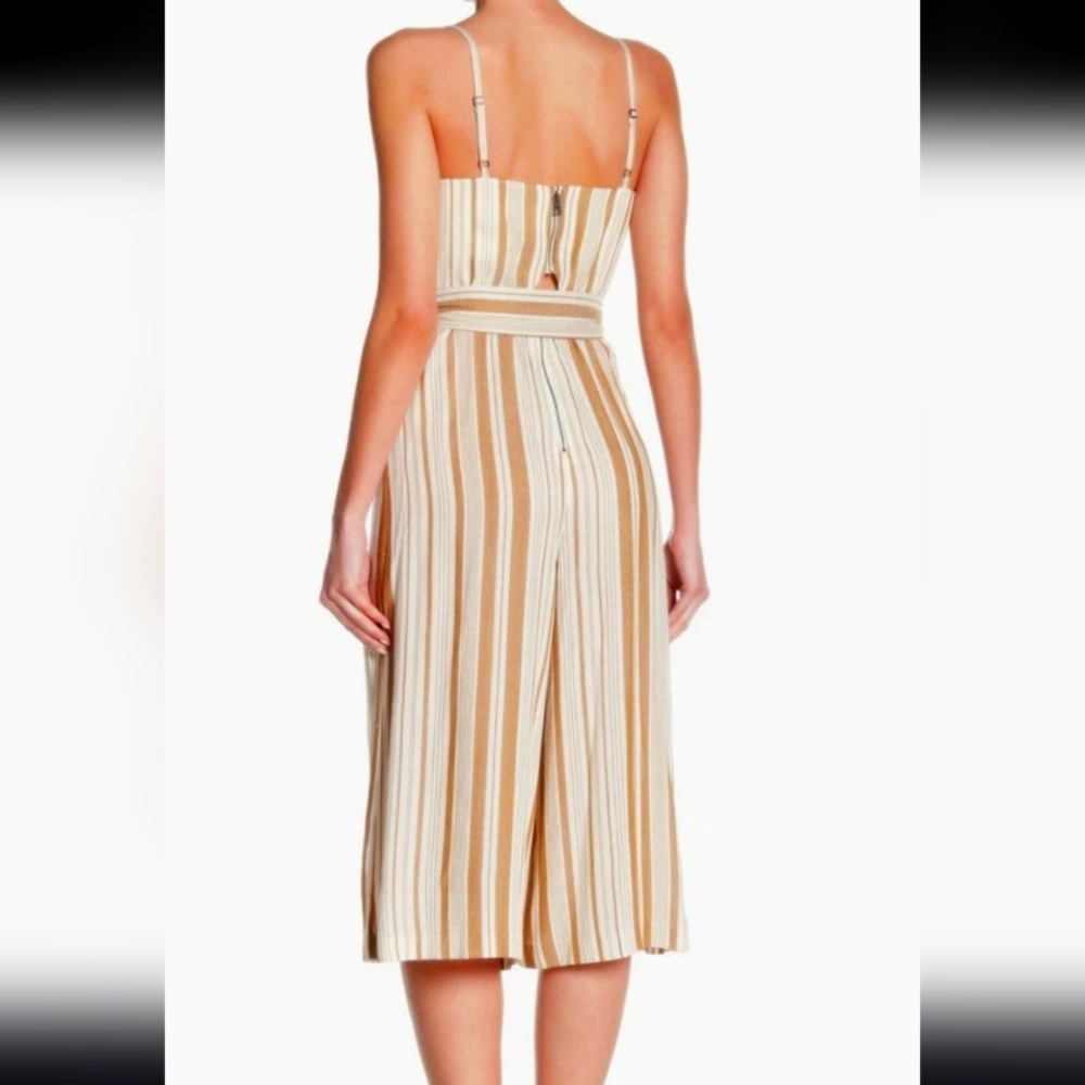 Alice + Olivia Luci Spaghetti Strap Stripe Lenin Blend Jumpsuit - Picture 3 of 6